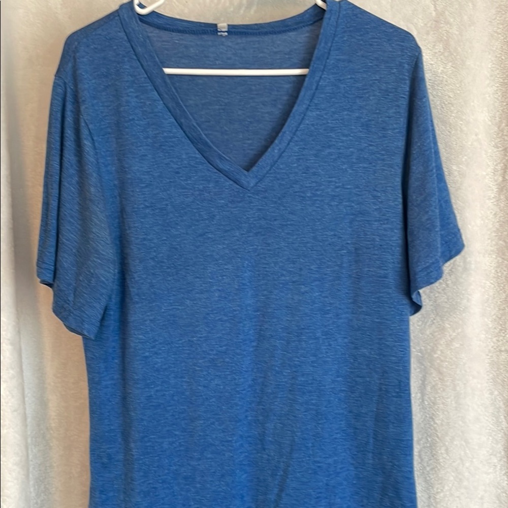 Women’s Blue V-Neck T-Shirt Size S